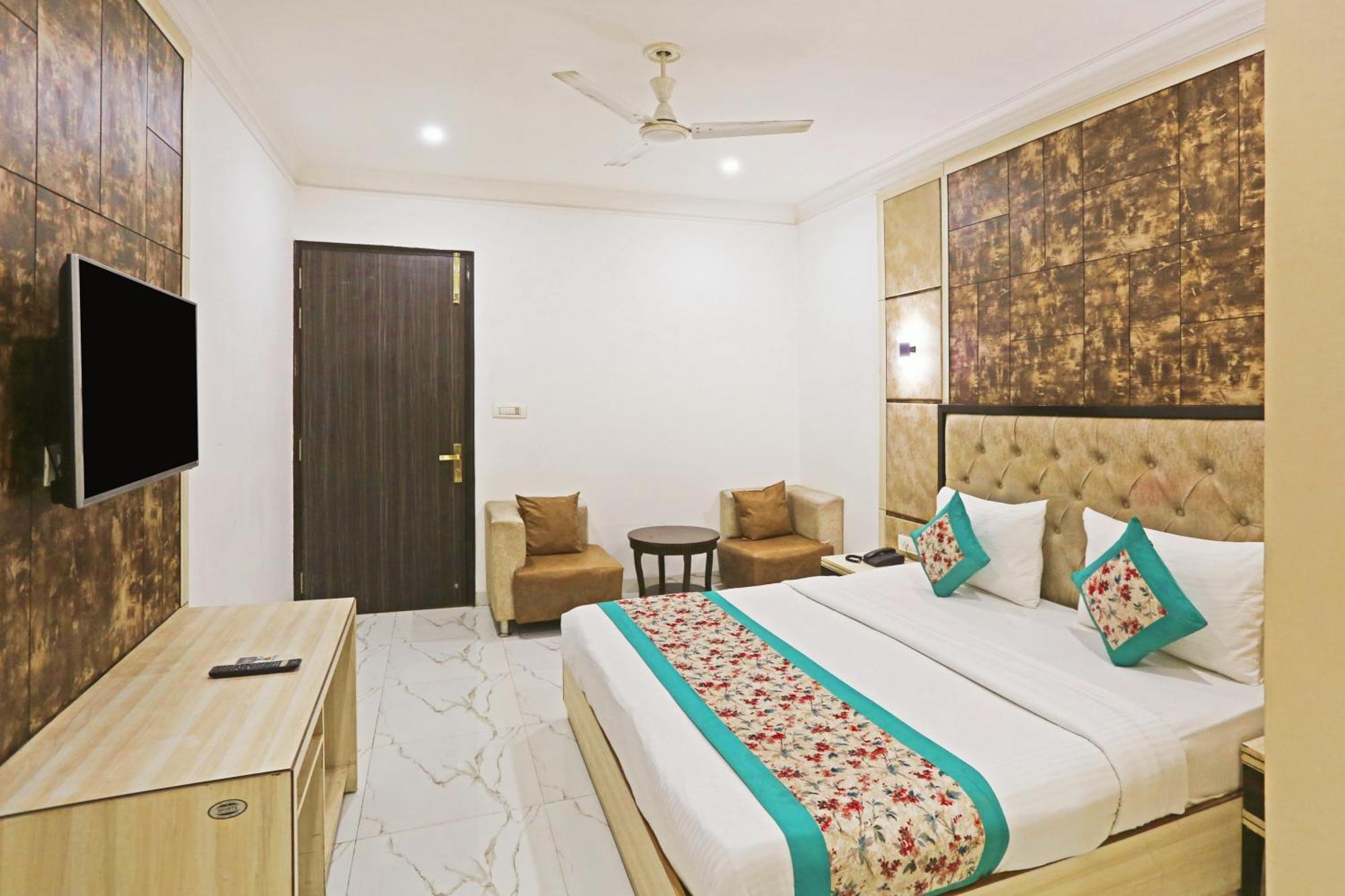 The Almora Residency - Complimentary Airport Trasnfer Hotel New Delhi Exterior photo